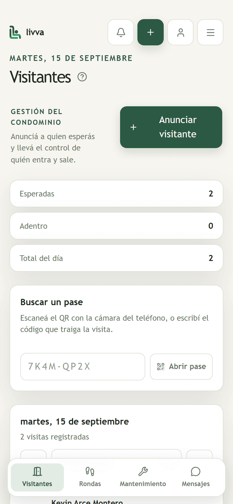 Lista de visitantes en el celular de la caseta